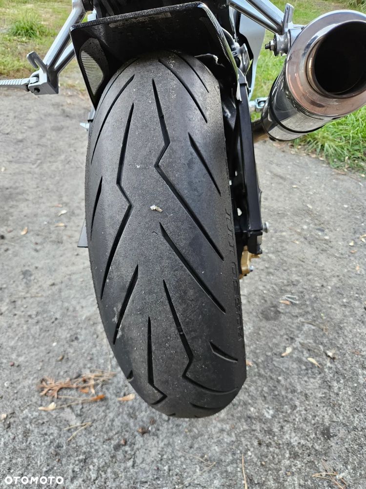 Suzuki GSX-R - 7