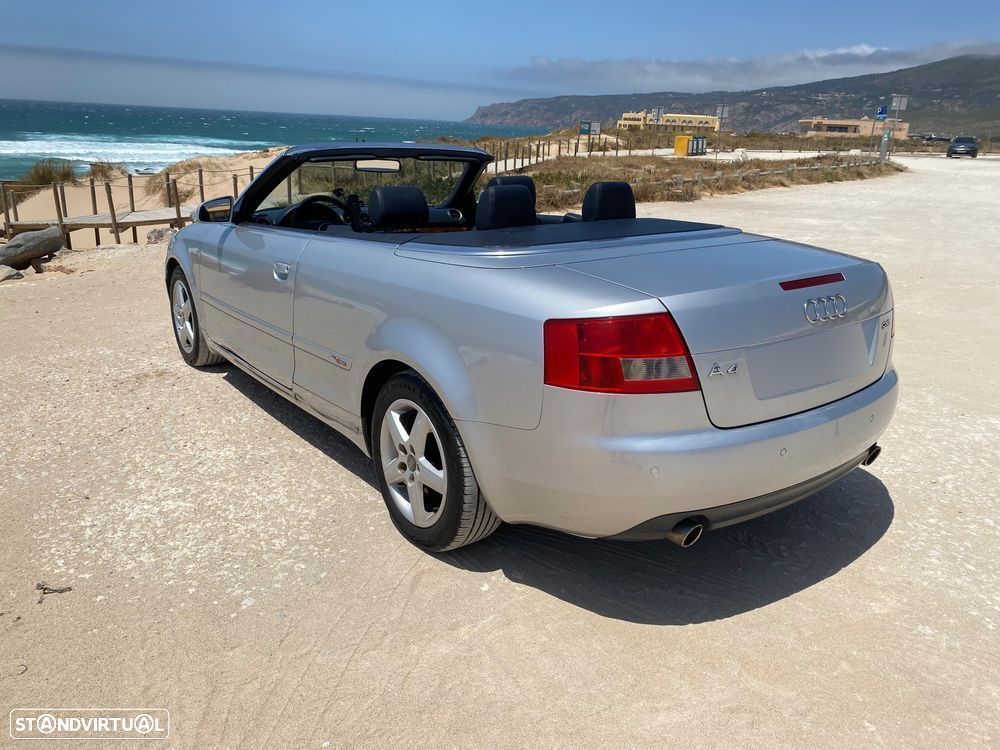 Audi A4 Cabrio 2.4 S-line - 9