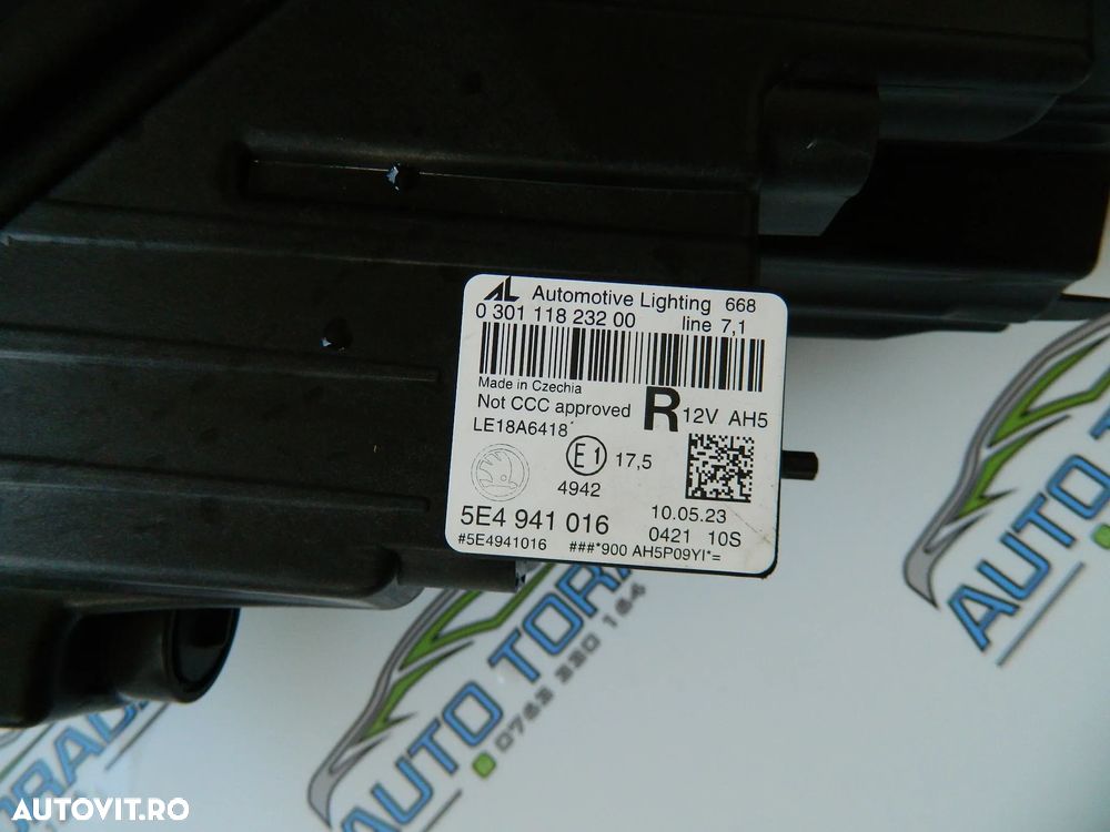 Far dreapta Full LED Skoda Octavia 4 model 2020 2021 2022 2023  cod 5E4941016 - 5