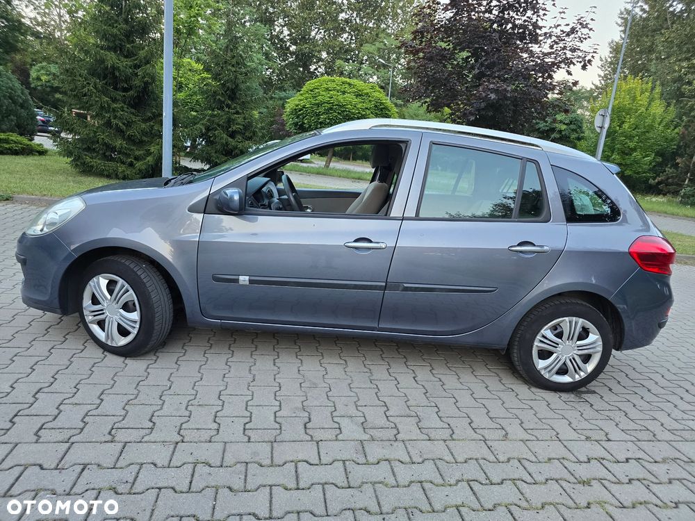 Renault Clio 1.2 16V All Inclusive - 12