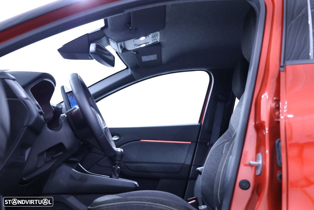 Renault Captur - 27