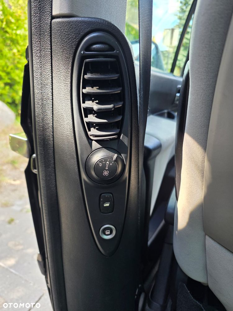 Peugeot 807 2.0 HDi Active - 7