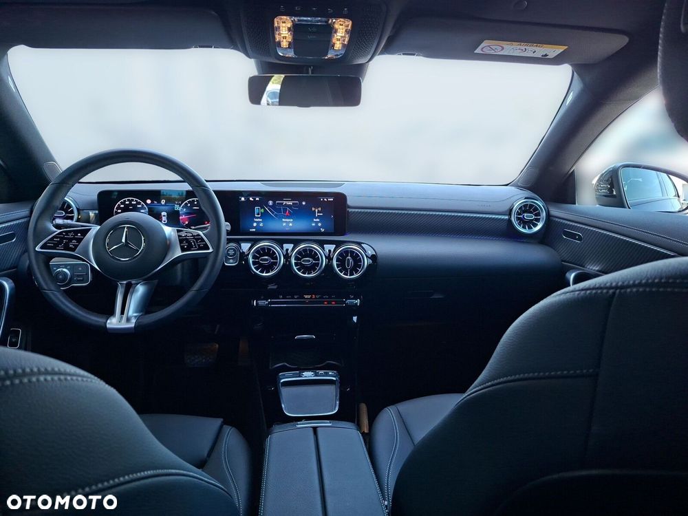 Mercedes-Benz CLA - 15