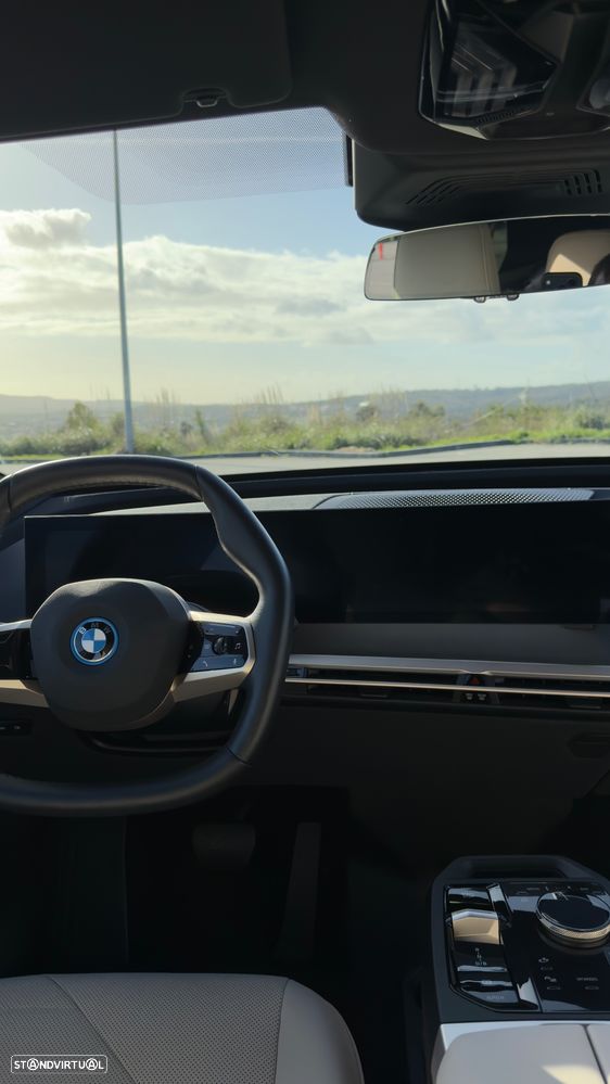 BMW iX xDrive 50 - 46