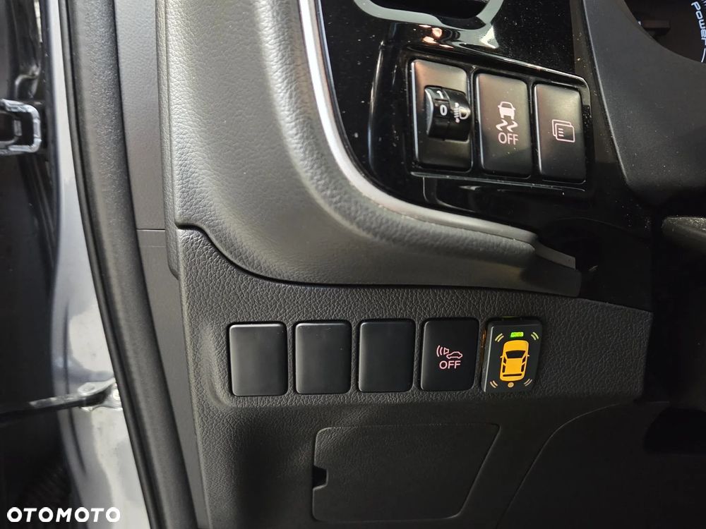 Mitsubishi Outlander PHEV Instyle NAVI - 23
