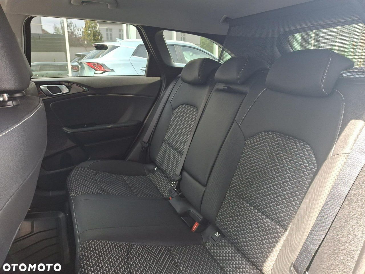 Kia Ceed 1.5 T-GDI Tribute DCT - 16
