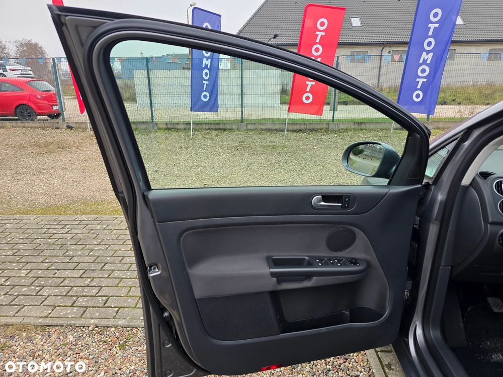 Volkswagen Golf 1.6 United - 18