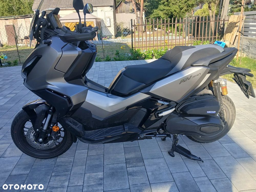 Honda ADV350 - 1