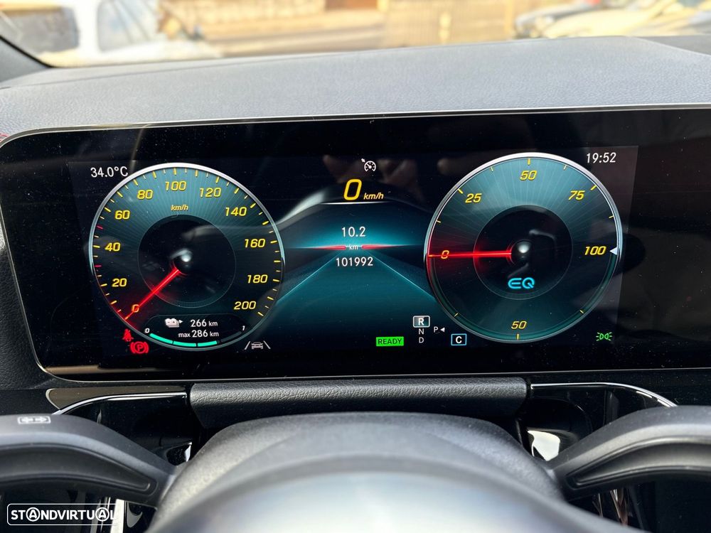 Mercedes-Benz EQA 250 AMG Line - 42