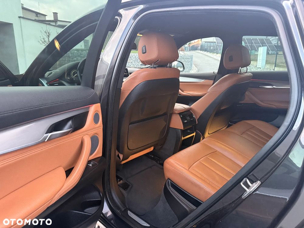 BMW X6 xDrive30d - 10