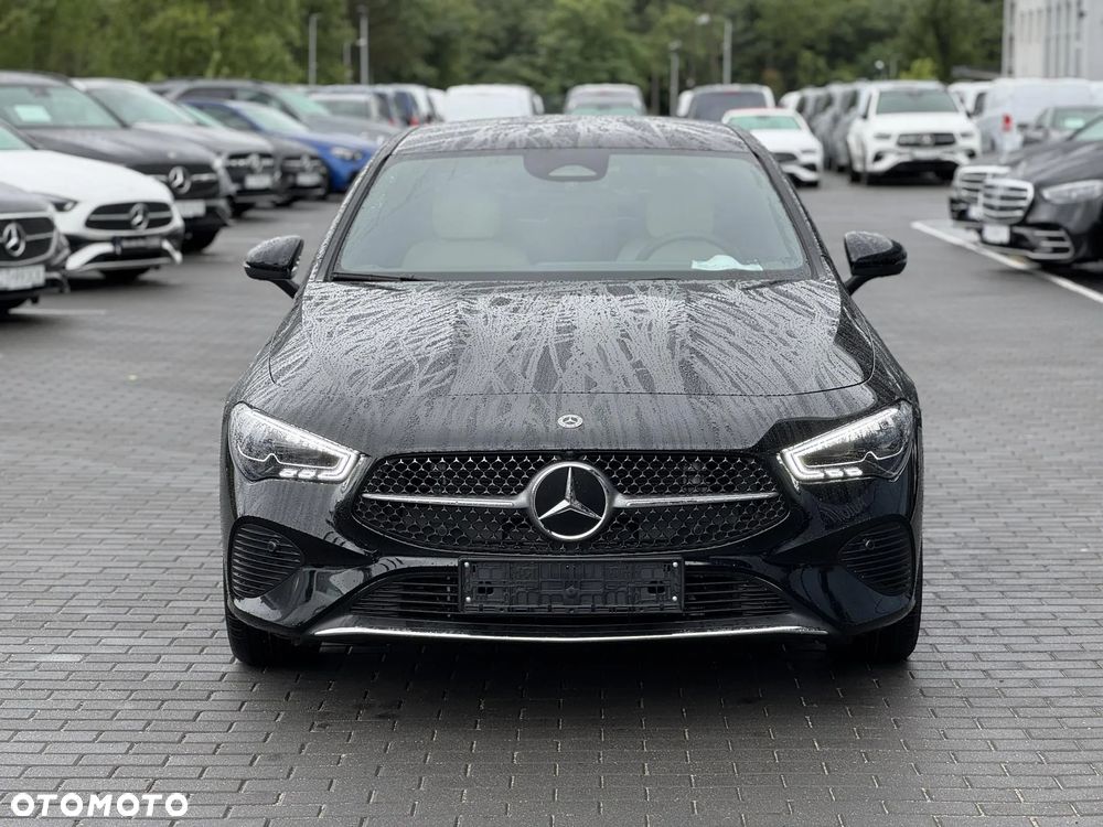 Mercedes-Benz CLA 200 Progressive 7G-DCT - 3