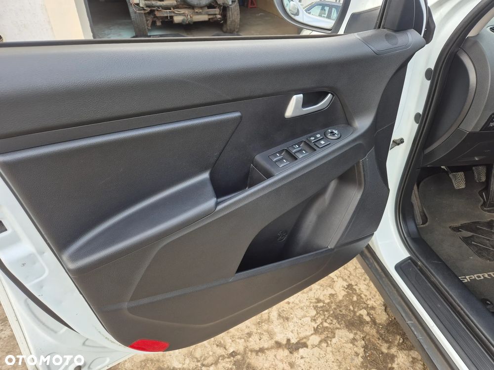 Kia Sportage 1.6 GDI L 2WD - 25