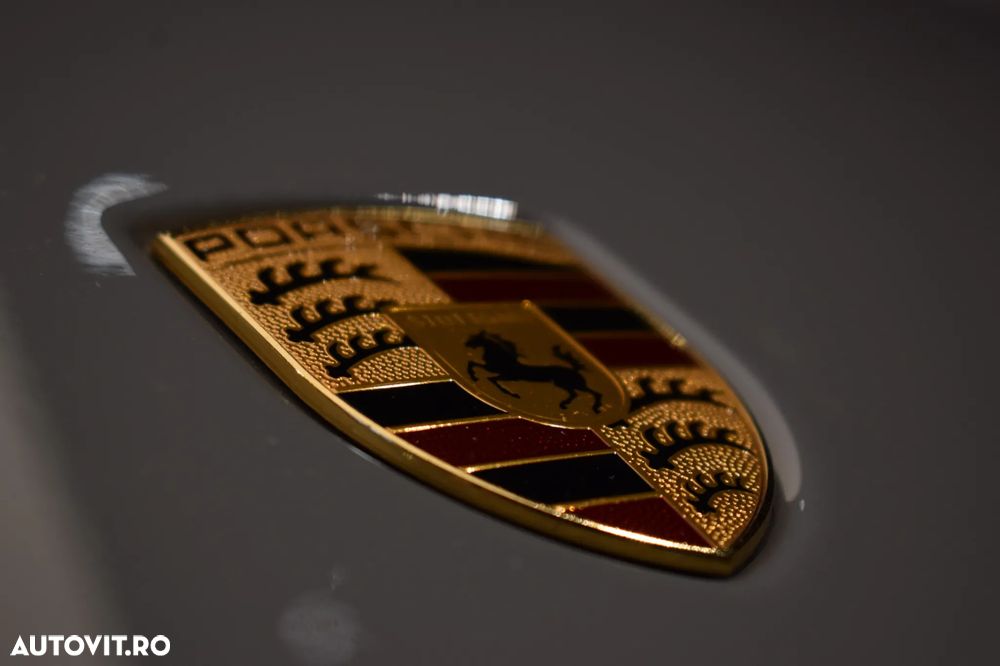 Porsche 911-TURBO-S PDK - 31