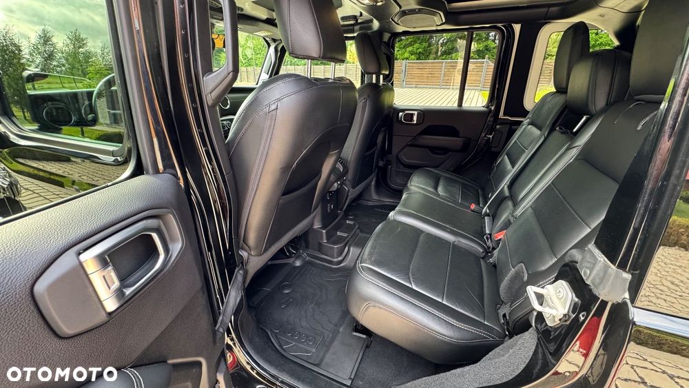 Jeep Wrangler Unlimited 2.2 CRD Sahara - 14