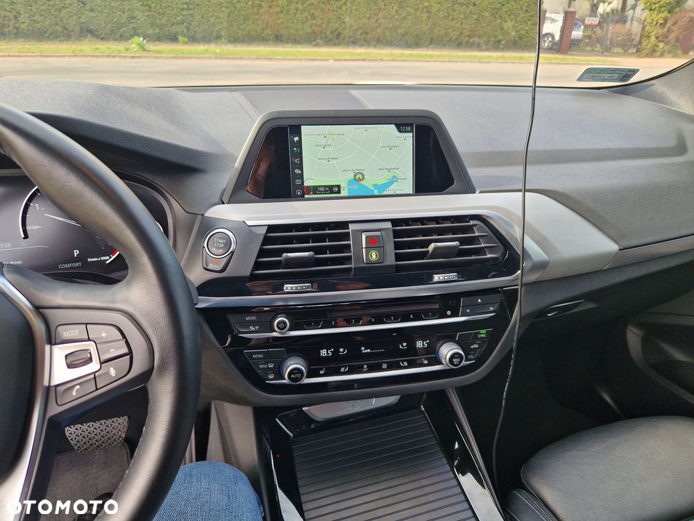 BMW X3 xDrive20i GPF xLine - 10