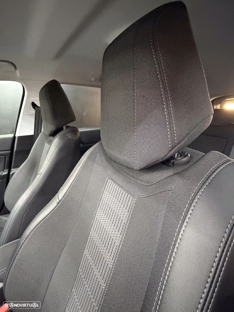 Peugeot 308 SW 1.5 BlueHDi Allure Pack EAT8 - 39