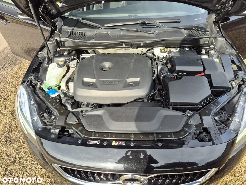 Volvo V40 T2 Kinetic - 19