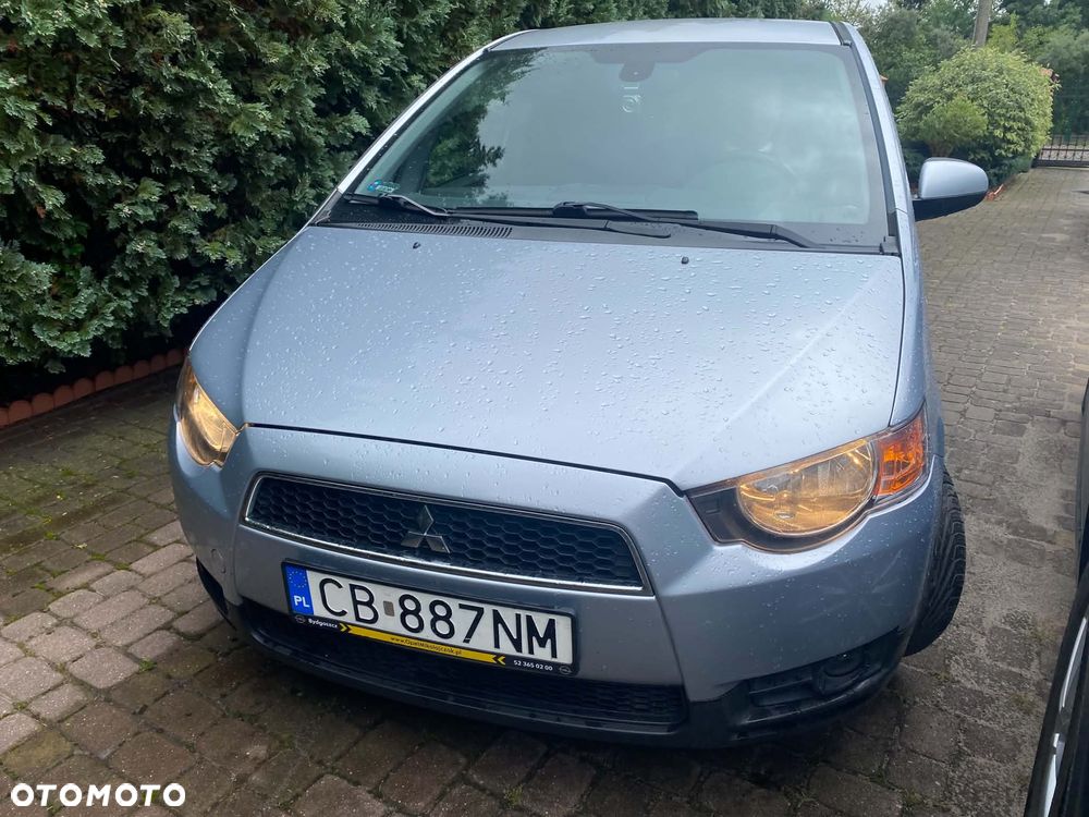 Mitsubishi Colt - 1