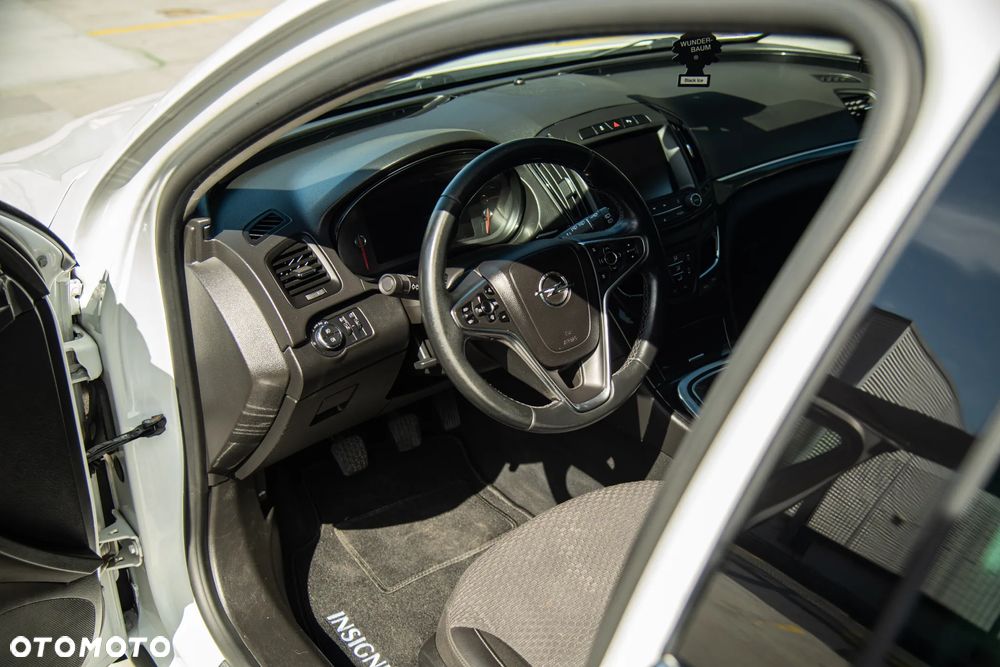 Opel Insignia 2.0 CDTI Cosmo ecoFLEX S&S - 22