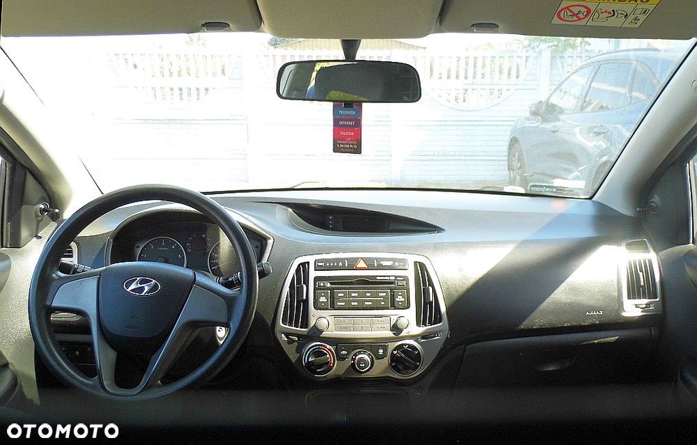 Hyundai i20 1.1 CRDi Comfort - 12