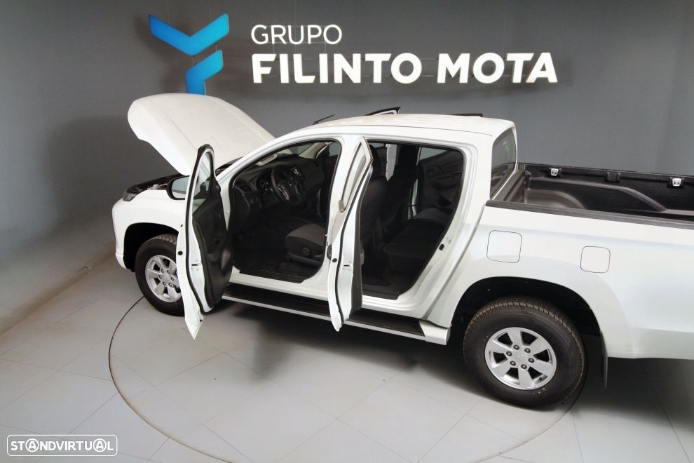 Mitsubishi L200 2.3 DI-D CD Invite 4WD - 12
