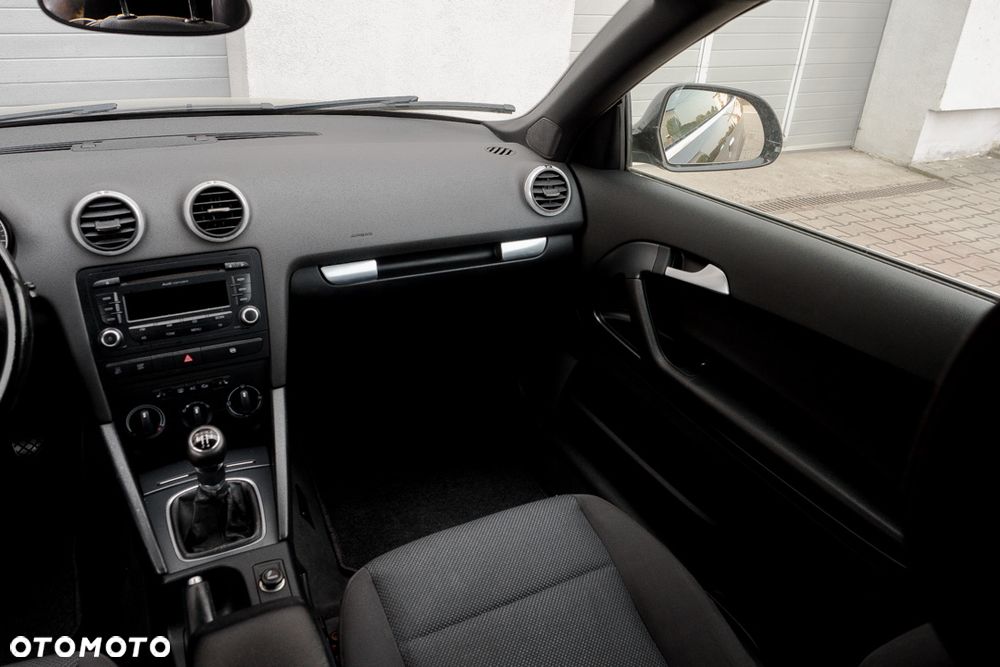 Audi A3 Cabrio 1.6 Attraction - 37