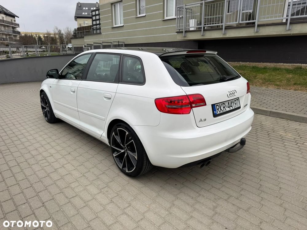 Audi A3 Sportback 2.0 TDI DPF Ambition S tronic - 6