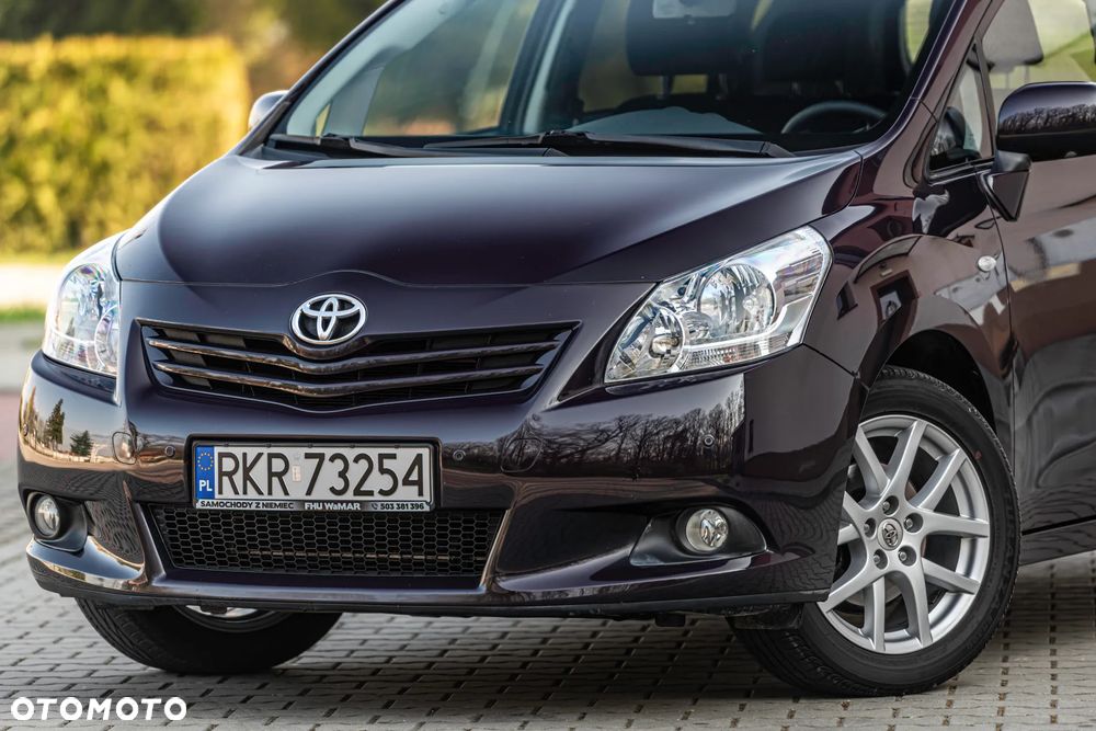 Toyota Verso 1.8 Edition - 5