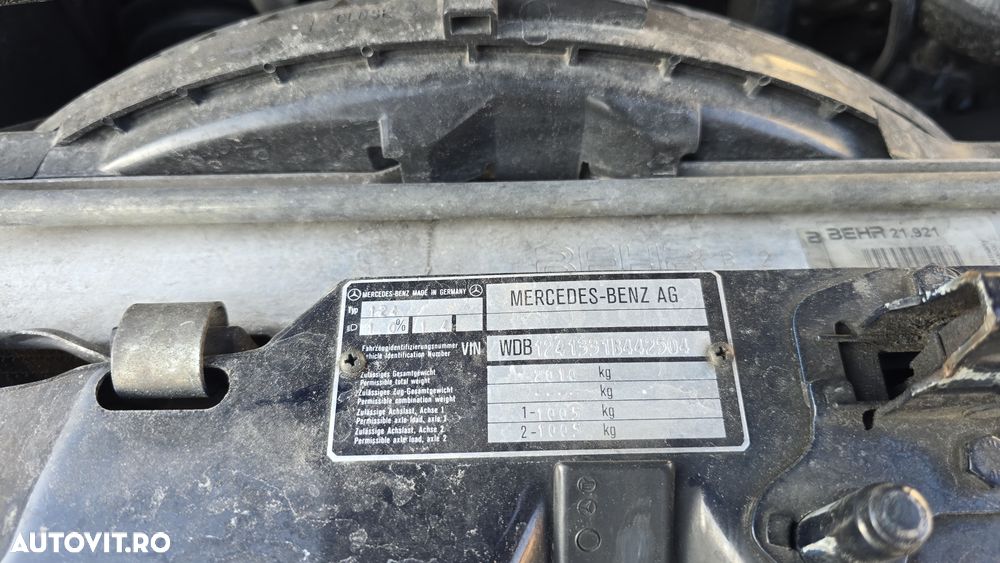 Mercedes-Benz W124 - 11