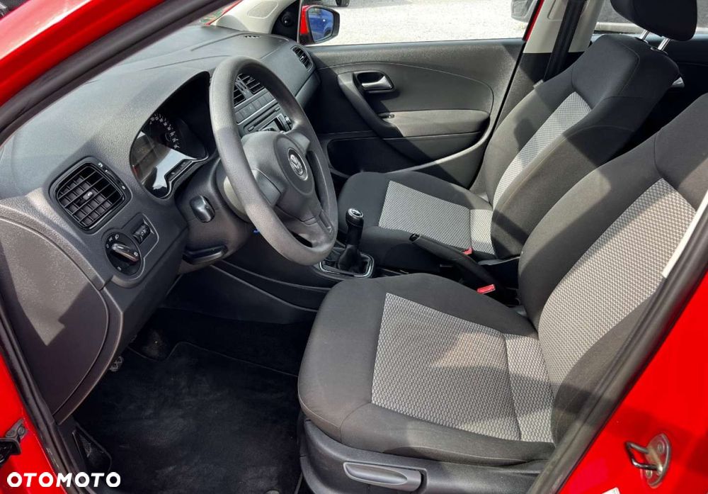 Volkswagen Polo - 8