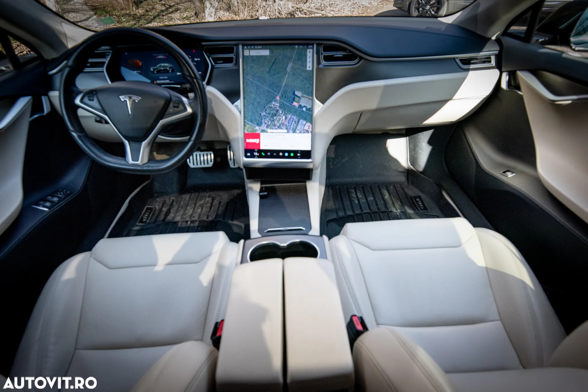 Tesla Model S Performance - 15