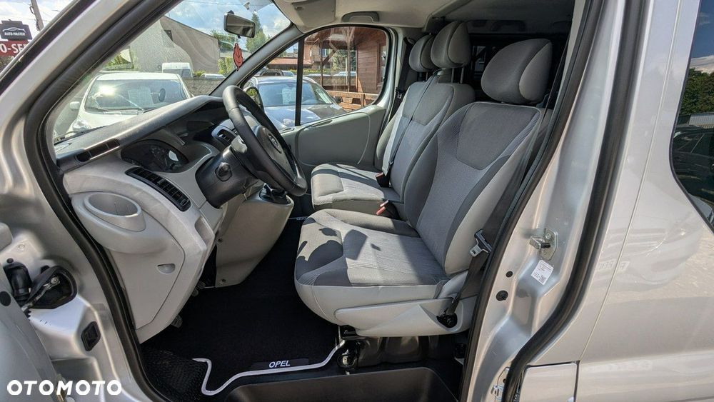 Opel Vivaro - 15