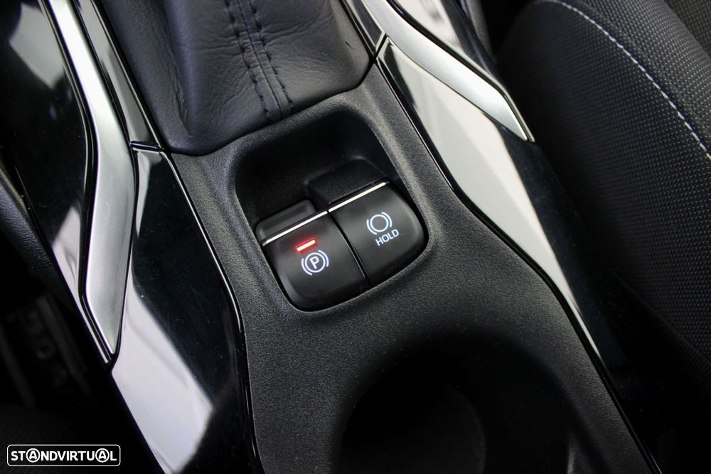 Toyota Corolla 1.8 Hybrid Comfort - 33