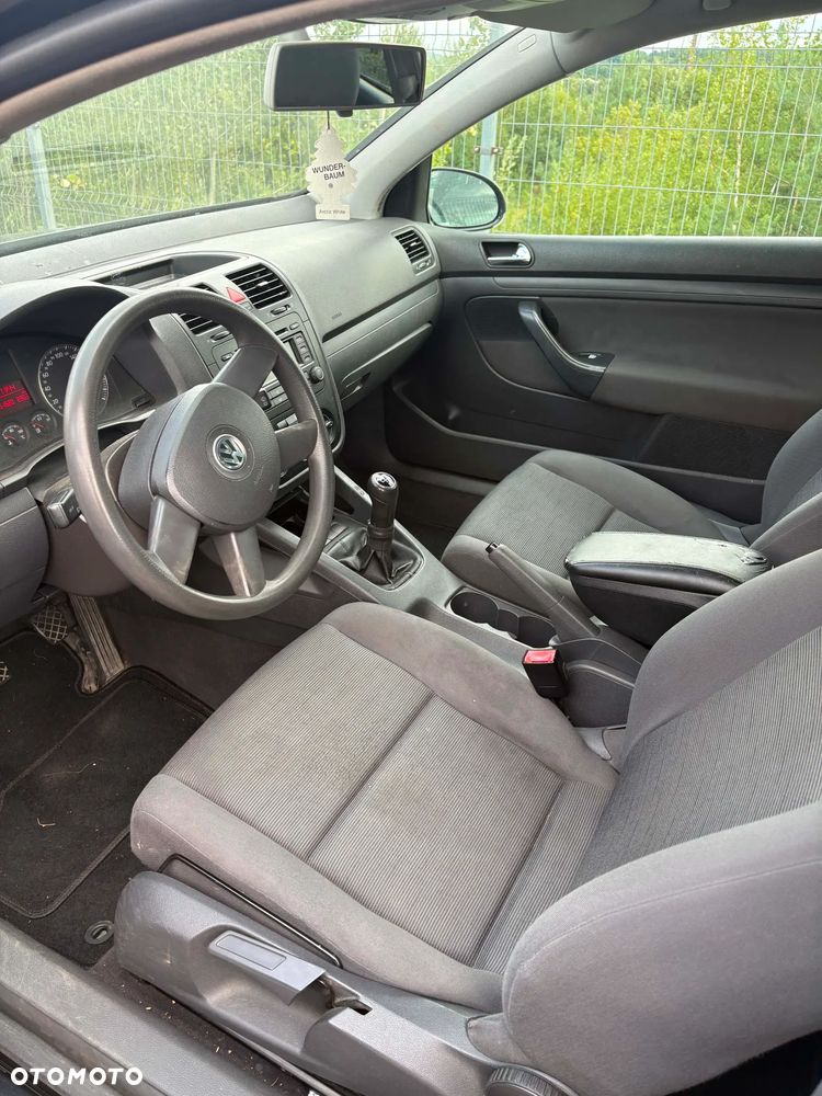 NA CZĘŚCI VOLKSWAGEN GOLF V - 8