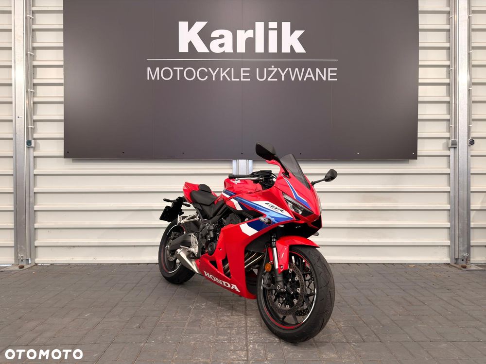 Honda CBR - 1