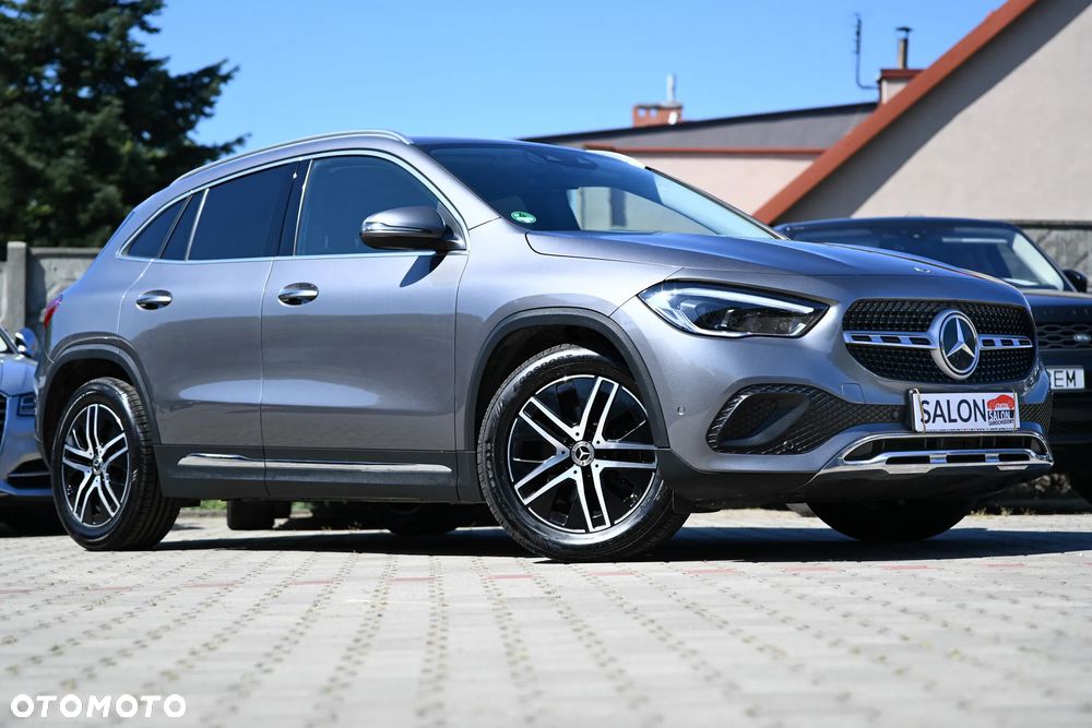 Mercedes-Benz GLA 220 d 4Matic 8G-DCT Progressive Advanced - 4