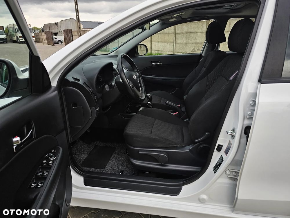 Hyundai i30 1.4 White Edition - 7
