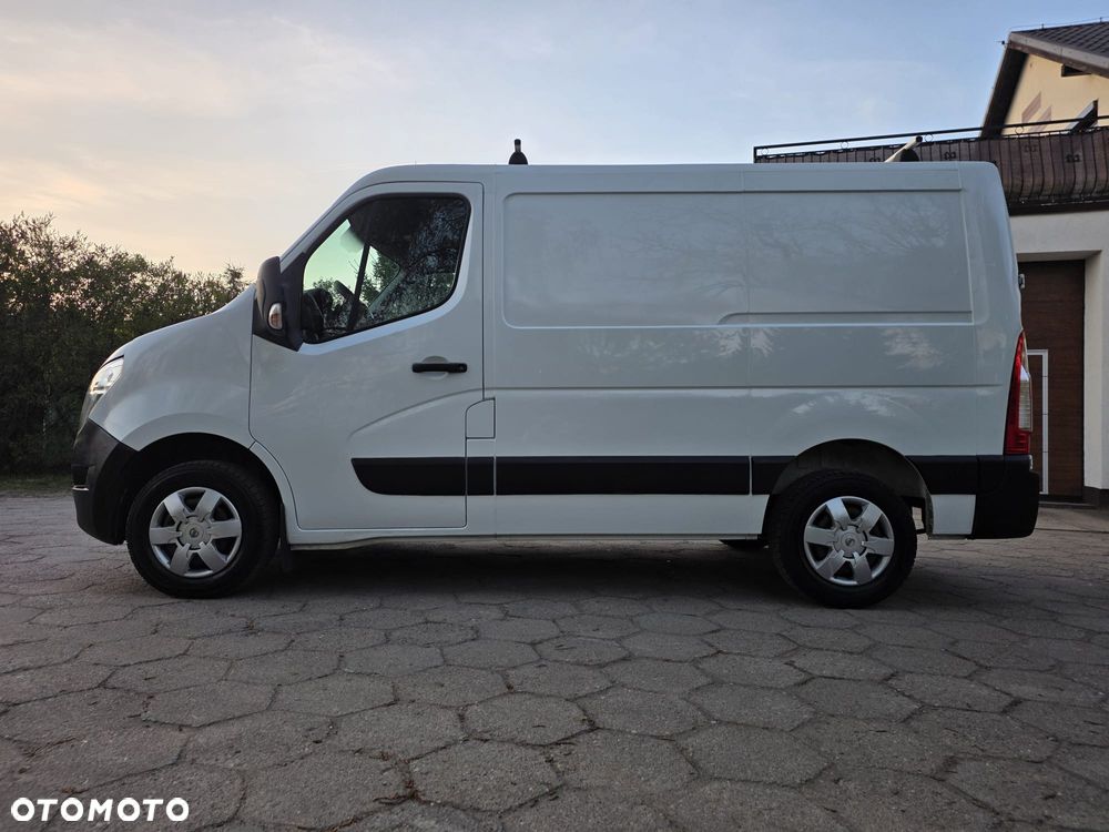 Nissan NV400 - 4