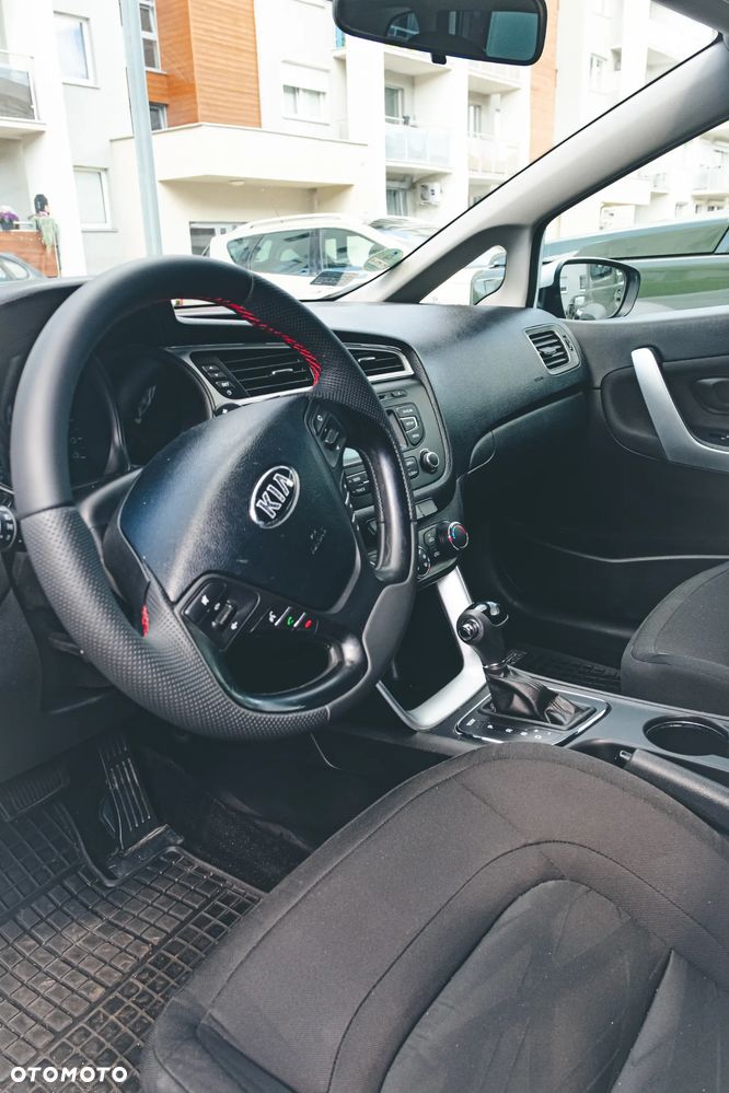 Kia Ceed 1.6 GDI M DCT - 8