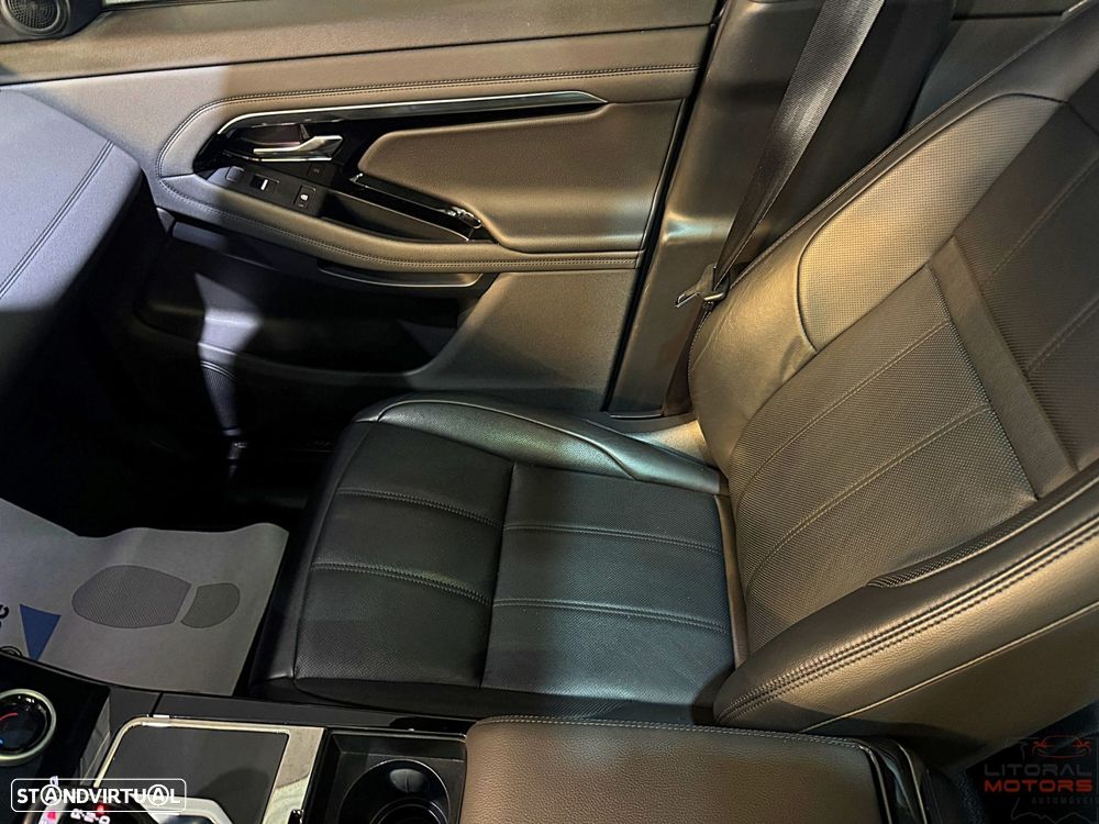 Land Rover Range Rover Evoque P300e R-Dynamic - 21