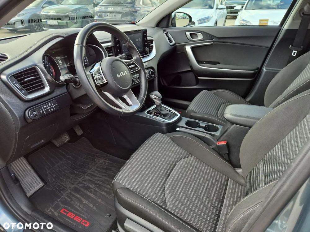 Kia Ceed 1.5 T-GDI M DCT - 9