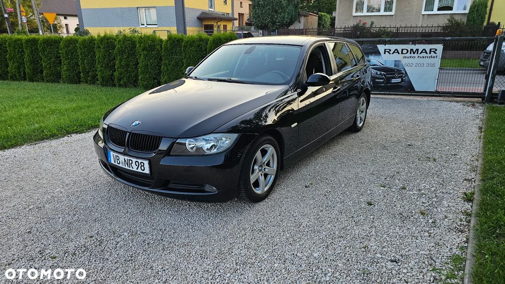 BMW Seria 3 318i Edition Lifestyle