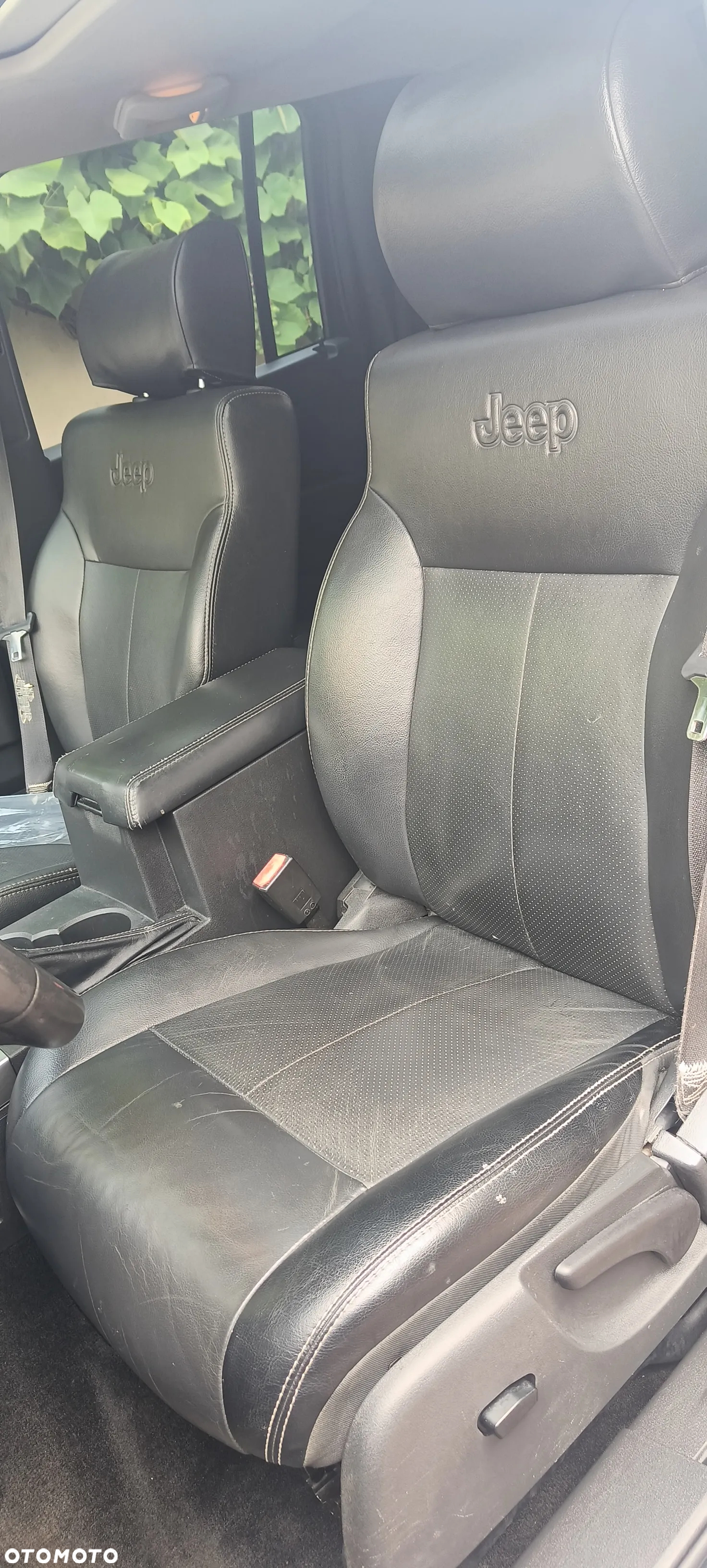 Jeep Liberty - 14