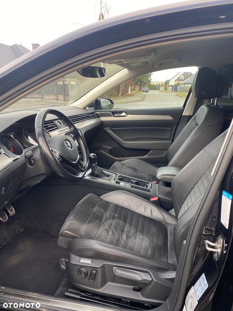 Volkswagen Passat 2.0 TDI (BlueMotion Technology) Highline - 6