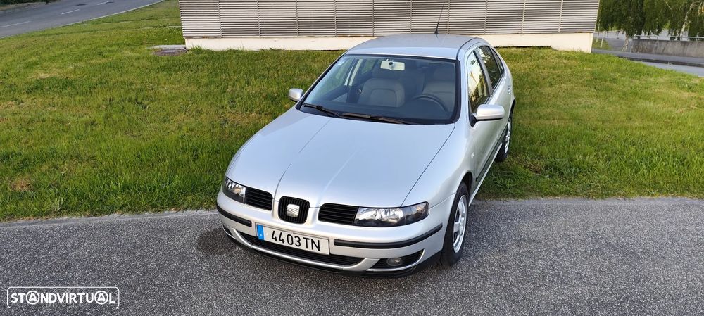 SEAT Leon 1.6 16V Signo - 1