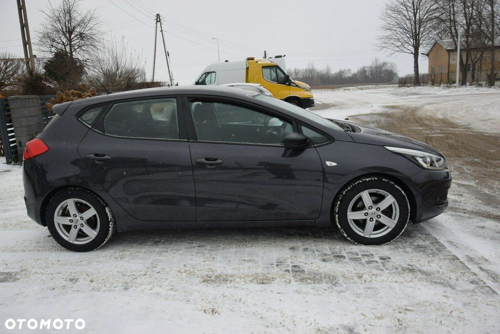 Kia Ceed 1.4 CVVT Edition 7 - 10