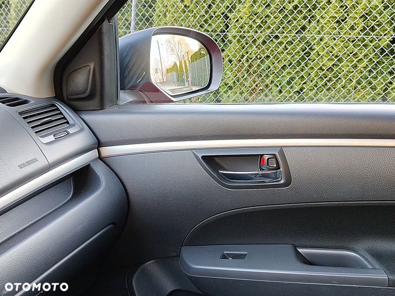 Suzuki Swift 1.2 Premium - 26