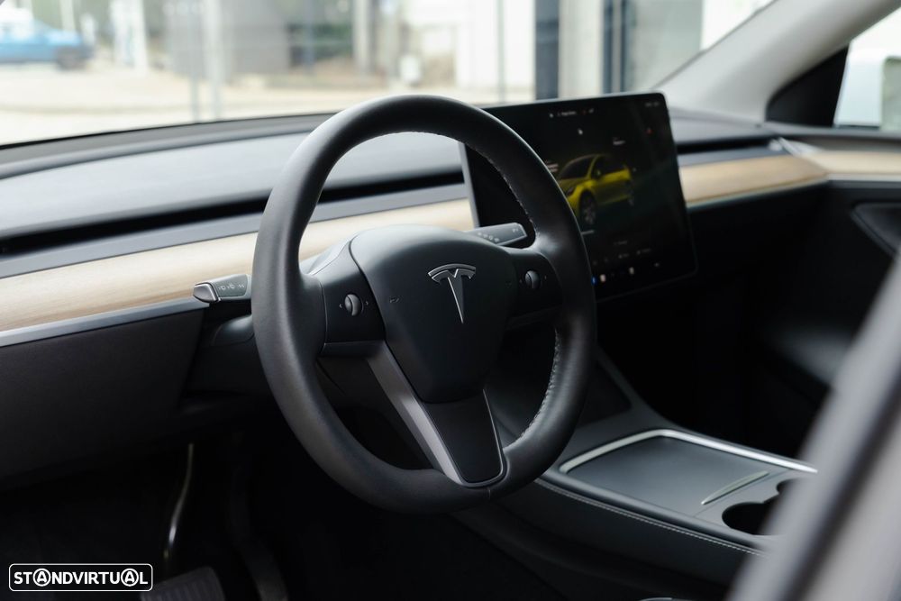 Tesla Model Y Long Range Tração Integral - 15