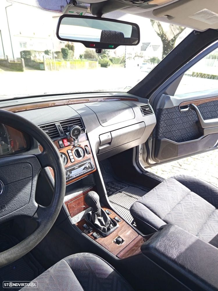 Mercedes-Benz C 220 D Elegance - 9