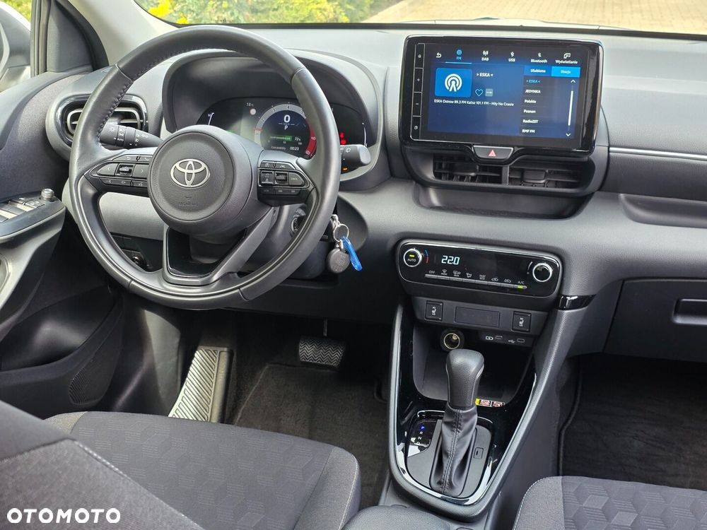 Toyota Yaris Hybrid 1.5 Style - 22